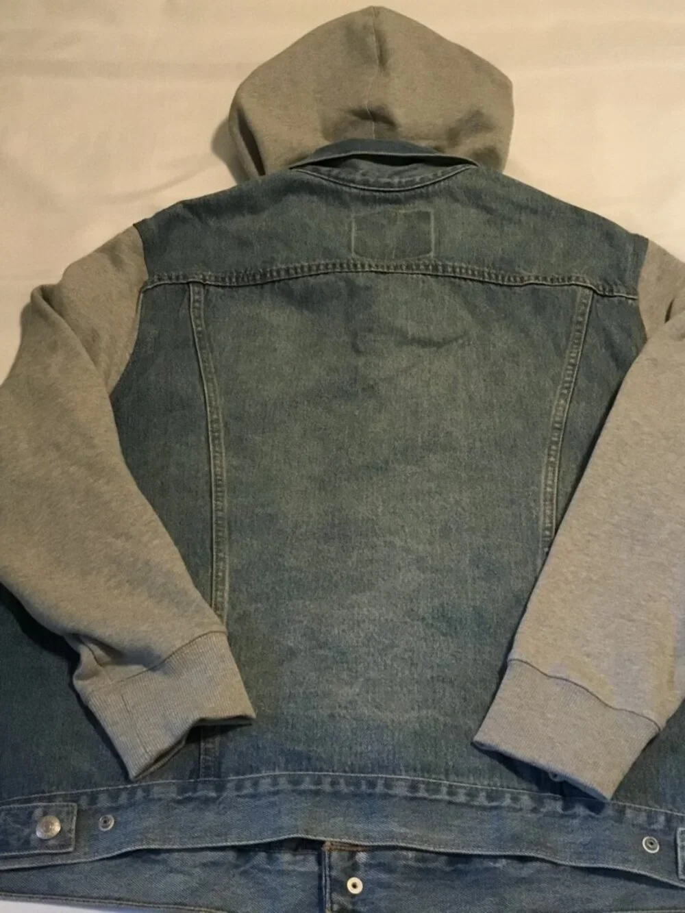 NWT Levis Trucker Gray Sweatshirt Hoodie & Sleeves Denim Snap Front Jacket XL - Picture 7 of 11